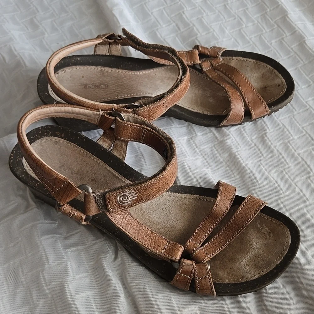 Teva Ventura Women's Brown Wedges Sandals Size 9.5 Summer Shoes